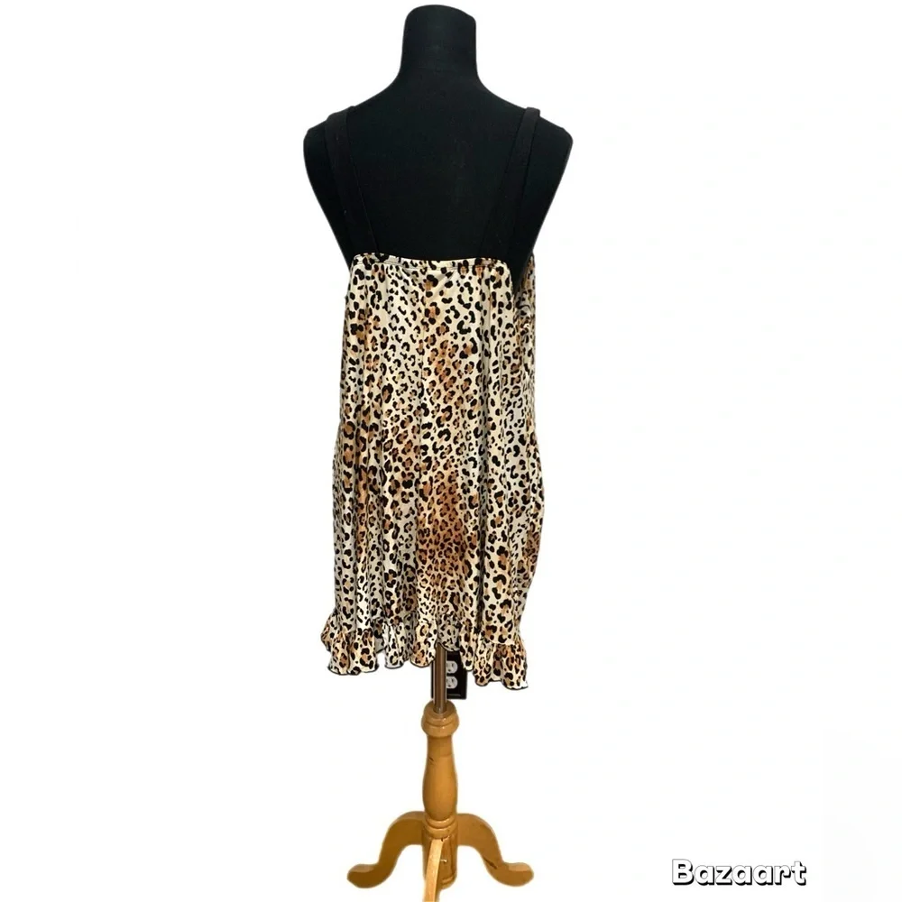 Elegant Leopard Print Chemise